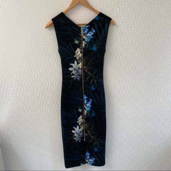 🇬🇧 Ted Baker Twilight Floral Fitted Dress, Size 0 - Picture 7 of 13
